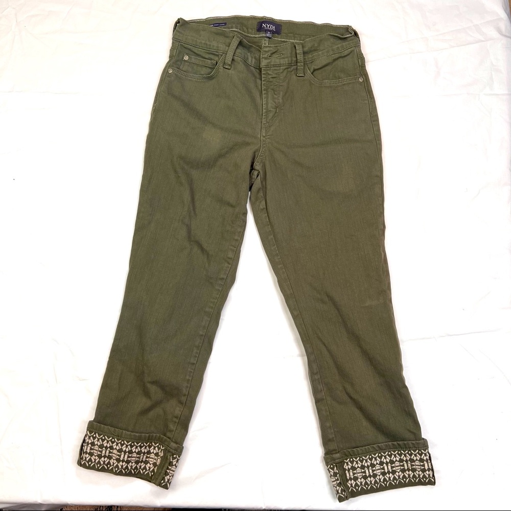 NYDJ Dayla Wide Cuff Capri Womens Sz2 Green Denim Color Denim A050122 Lift Tuck